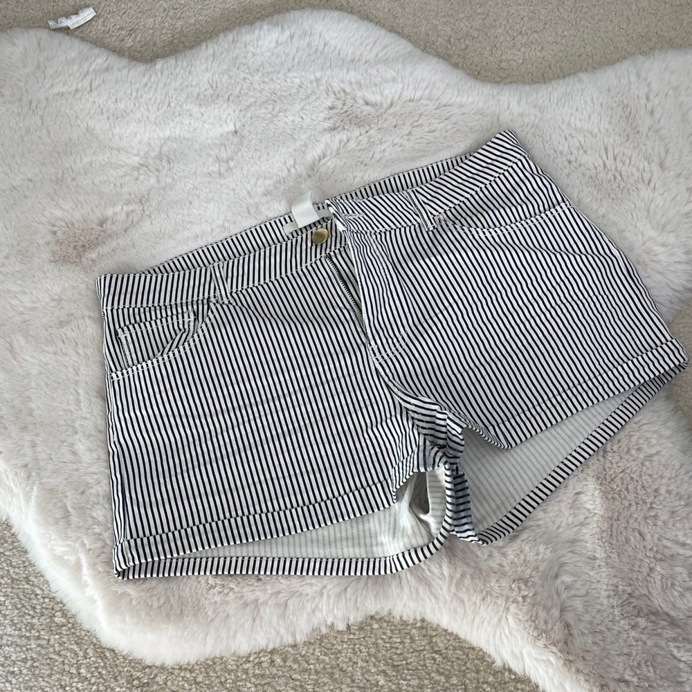White and dark navy stripy shorts